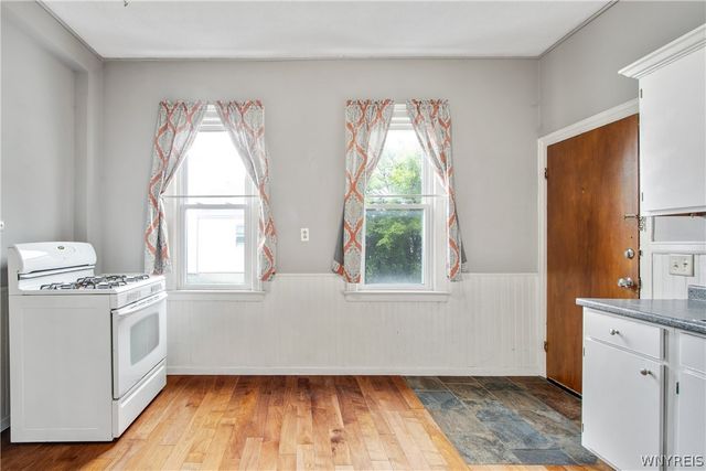 11 Laverack Avenue, Lancaster, NY 14086