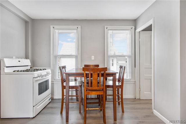 11 Laverack Avenue, Lancaster, NY 14086