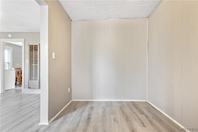 11 Laverack Avenue, Lancaster, NY 14086