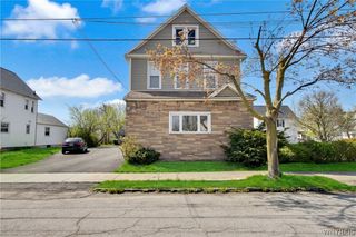 11 Laverack Avenue, Lancaster, NY 14086