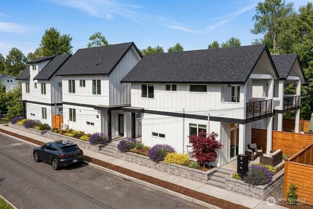 9006 5th Avenue S, Seattle, WA 98108