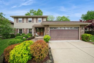 872 Asbury Lane, Schaumburg, IL 60193
