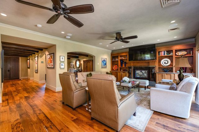 66 Avignon Court, Little Rock, AR 72223