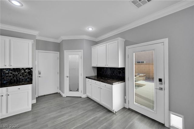 5017 Lower Falls Court, Las Vegas, NV 89141