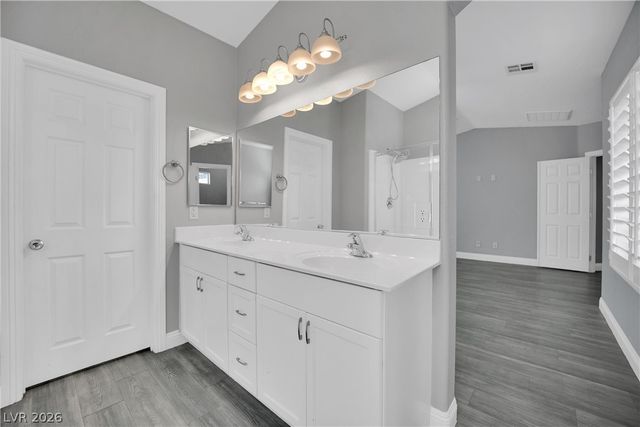 5017 Lower Falls Court, Las Vegas, NV 89141