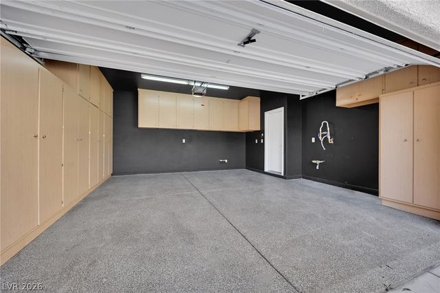 5017 Lower Falls Court, Las Vegas, NV 89141