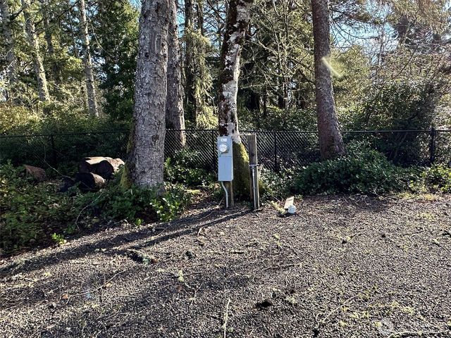 864 Hassalo Avenue SE, Ocean Shores, WA 98569