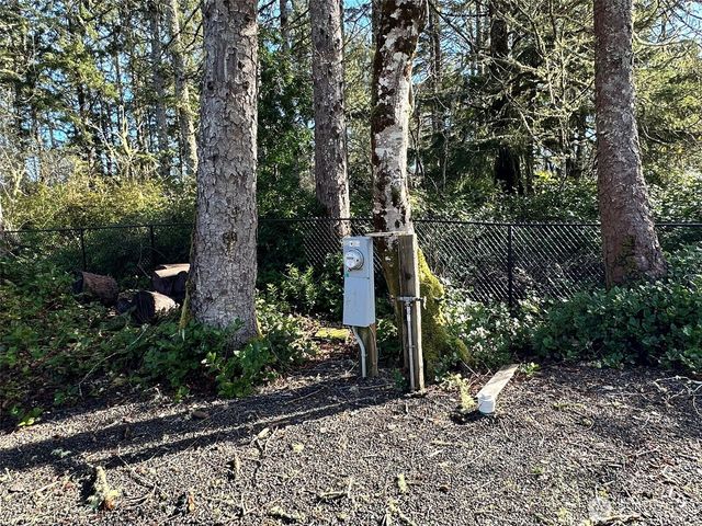 864 Hassalo Avenue SE, Ocean Shores, WA 98569