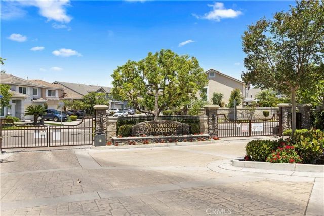 1213 E Sunflower, Orange, CA 92866