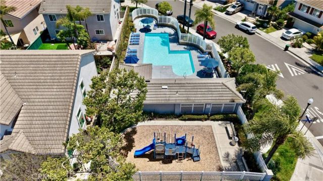 1213 E Sunflower, Orange, CA 92866