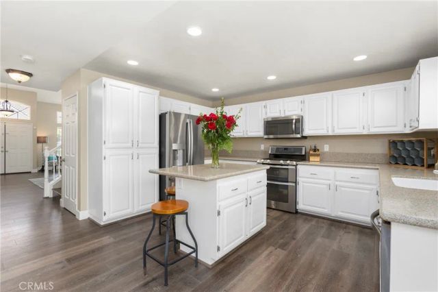 1213 E Sunflower, Orange, CA 92866