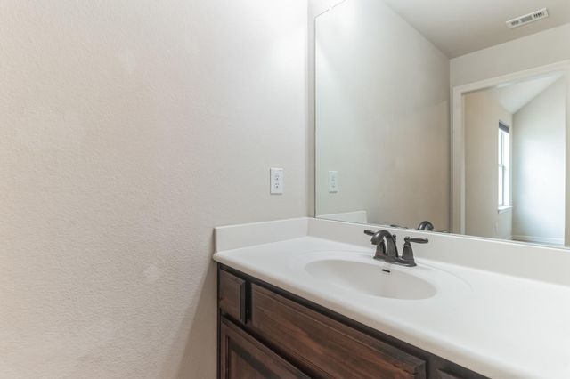208 Angus DR, Cedar Park, TX 78613