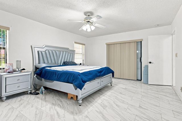 7918 HIBISCUS Circle 59, Tamarac, FL 33321