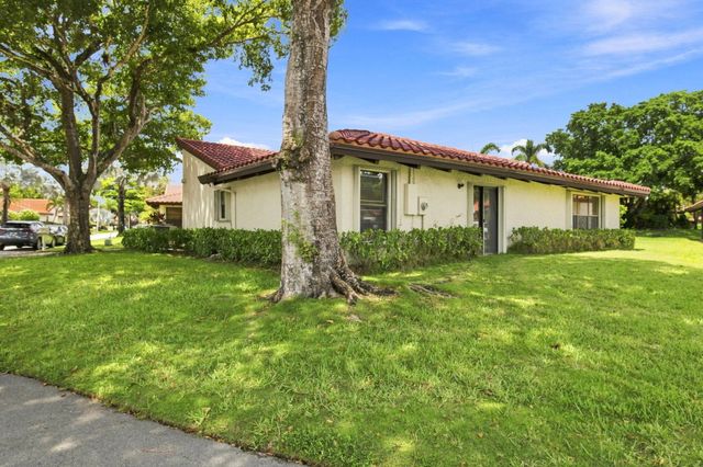 7918 HIBISCUS Circle 59, Tamarac, FL 33321