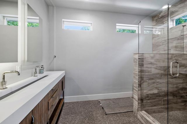 2414 Kinney RD, Austin, TX 78704