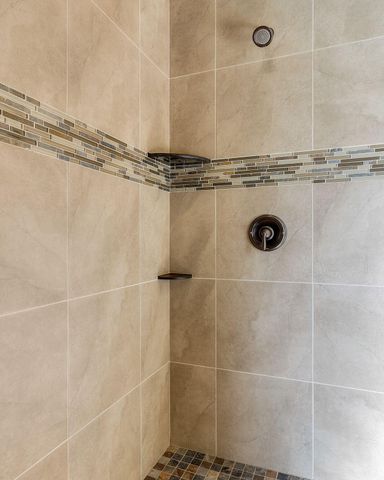 10103 Juniper Glen Circle, Redmond, OR 97756