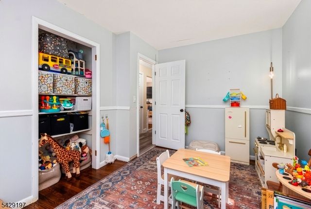 12 Cook St, Butler Boro, NJ 07405