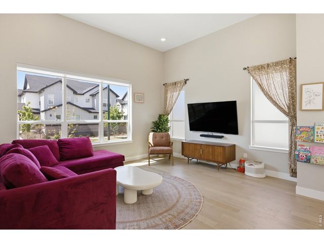 10329 E 62nd Ave, Denver, CO 80238