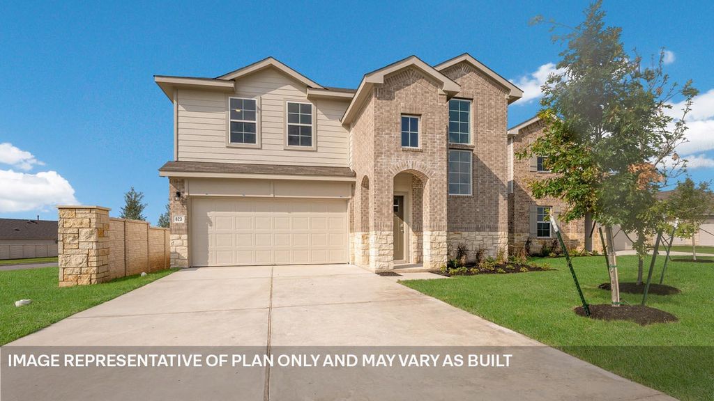 211 MUSTANG LAKE CIR, Buda, TX 78610