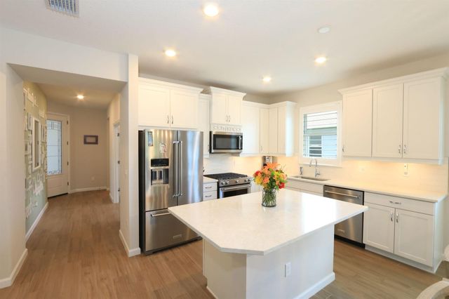 13087 SW VERMILLION Circle, Port St. Lucie, FL 34987