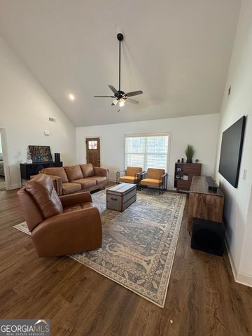 46 W Greenwood Drive, Carrollton, GA 30117