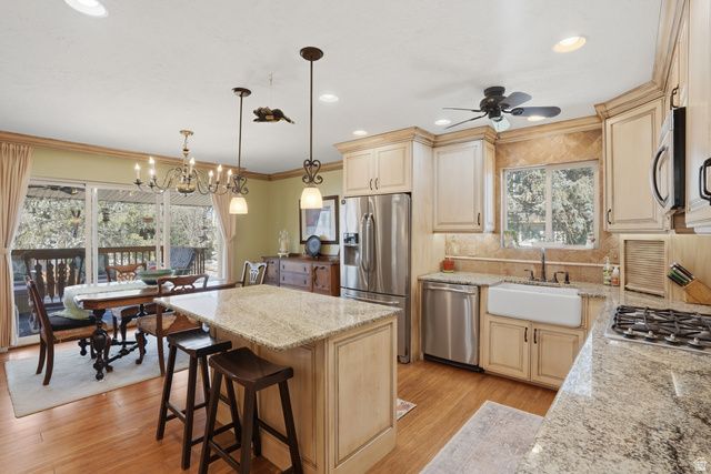 1781 E PORTAL WAY, Sandy, UT 84093