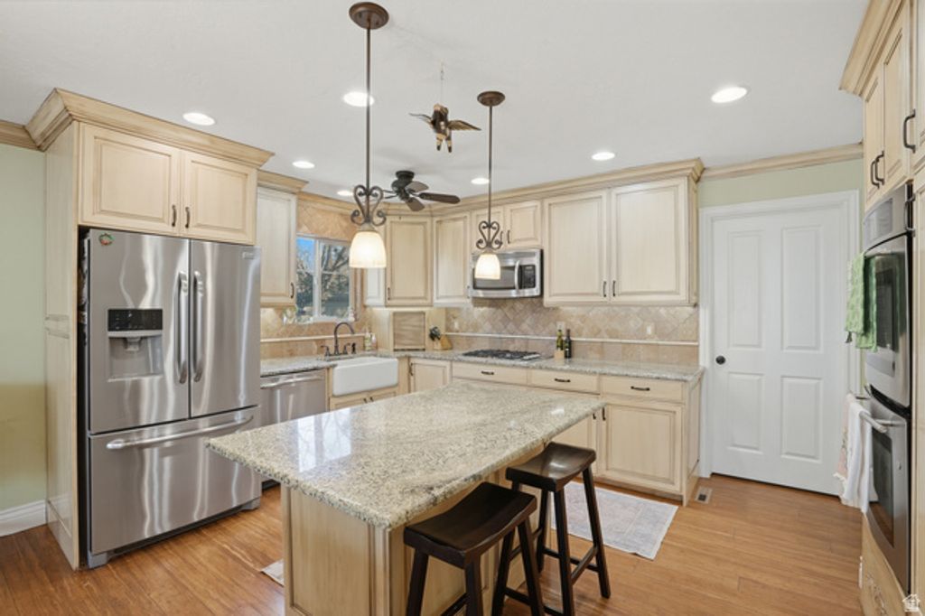 1781 E PORTAL WAY, Sandy, UT 84093