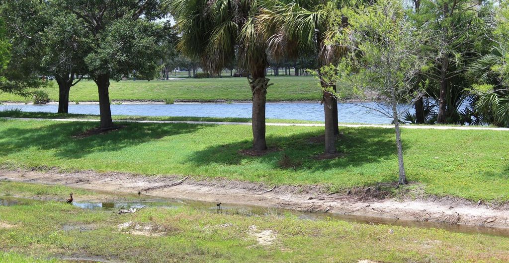1500 SE Royal Green Circle 102, Port St. Lucie, FL 34952