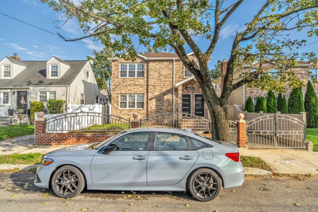 13611 220th Place, Laurelton, NY 11413 — photo 4