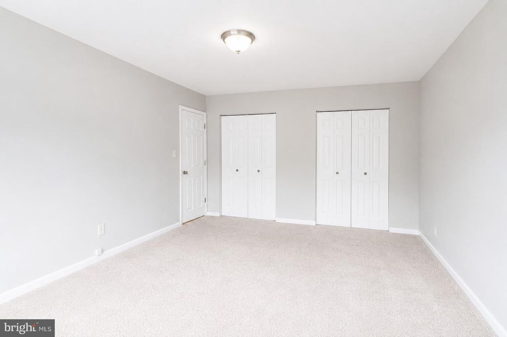 Image 20 of property listing at 614 SLIGO AVE #211, Silver Spring, MD 20910
