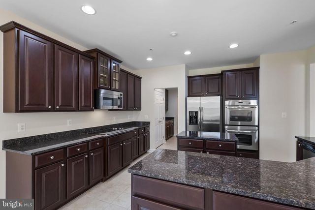23037 SPICEBUSH DR, Clarksburg, MD 20871