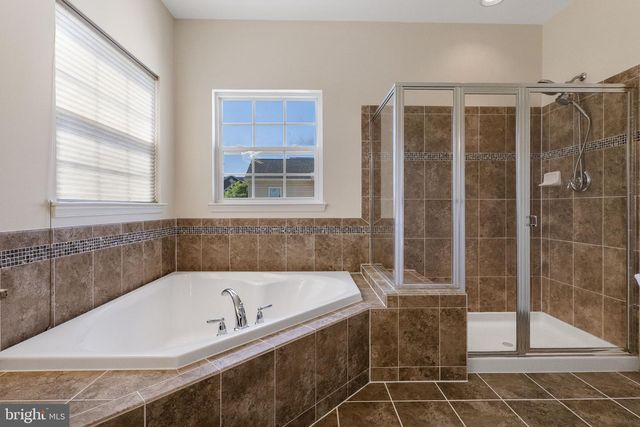23037 SPICEBUSH DR, Clarksburg, MD 20871