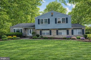 145 JOANNE RD, Holland, PA 18966