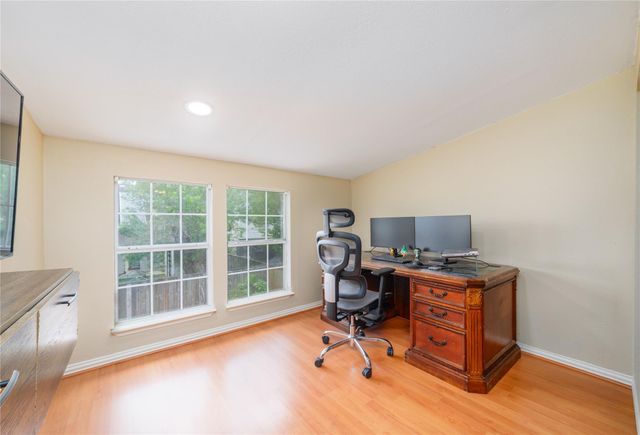 7711 Miller Glen Lane, Houston, TX 77072