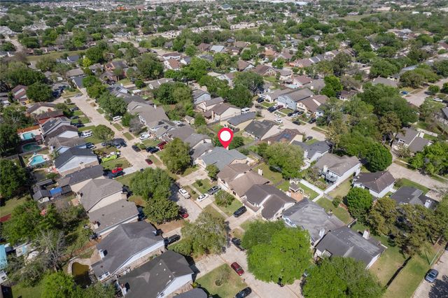 7711 Miller Glen Lane, Houston, TX 77072