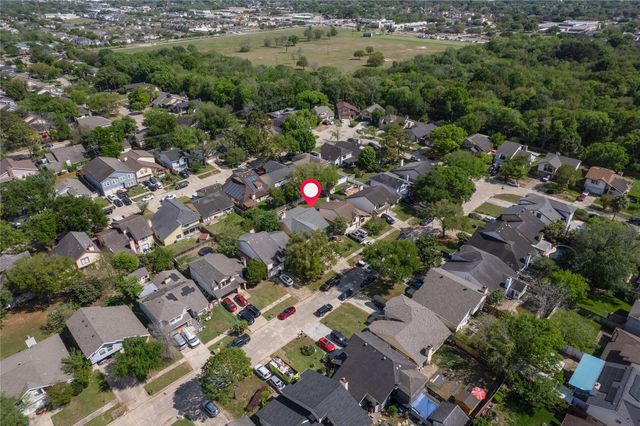 7711 Miller Glen Lane, Houston, TX 77072