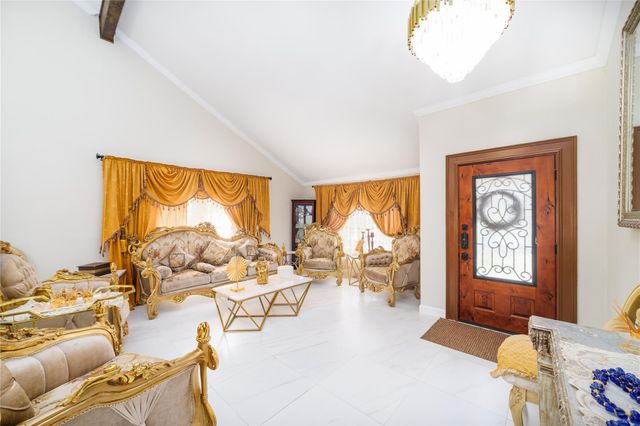 7711 Miller Glen Lane, Houston, TX 77072