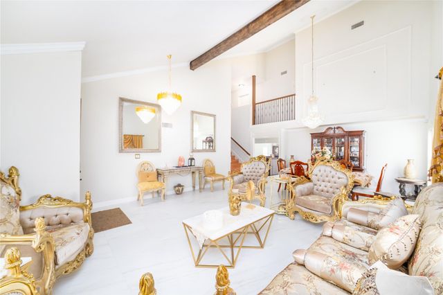 7711 Miller Glen Lane, Houston, TX 77072