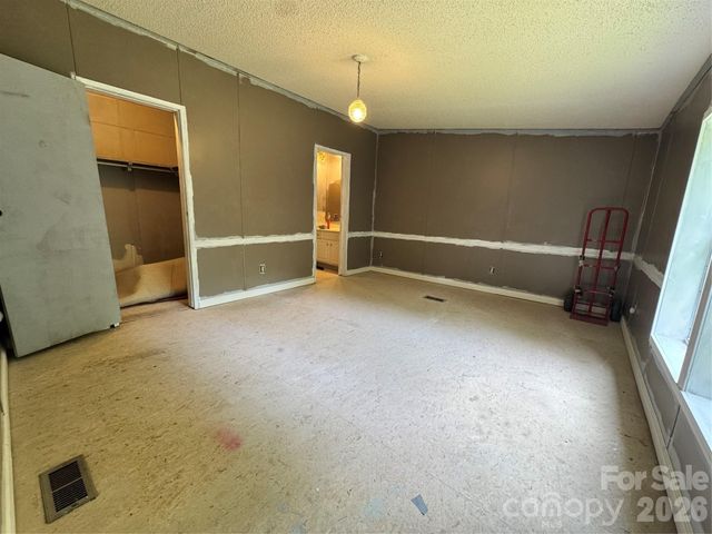 151 Rash Road, Lincolnton, NC 28092