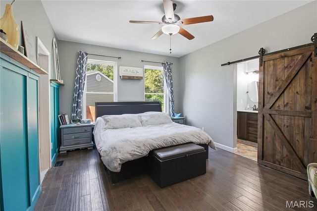 12073 Washington Court, Maryland Heights, MO 63043