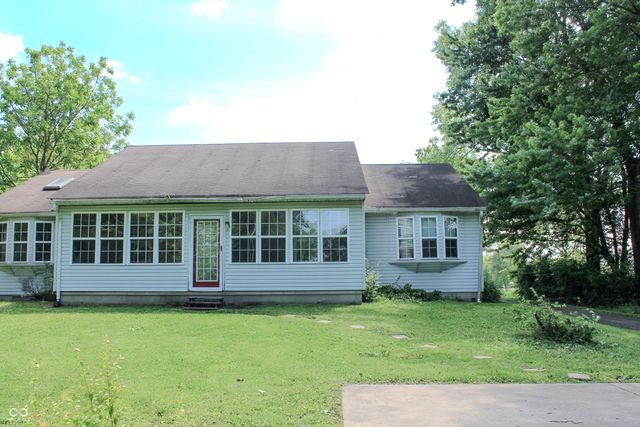 1172 N 200 E, Anderson, IN 46012