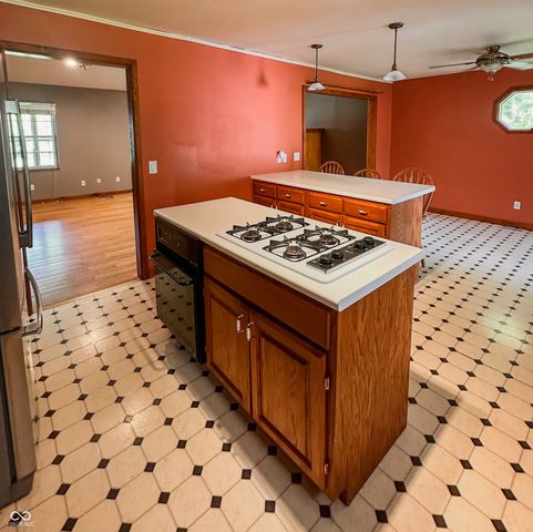 1172 N 200 E, Anderson, IN 46012