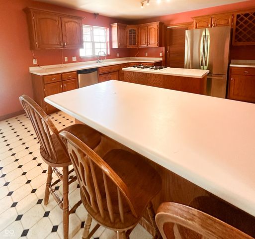 1172 N 200 E, Anderson, IN 46012