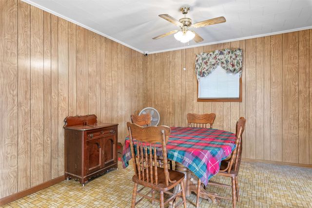 414 Hospital Dr, Raceland, LA 70394