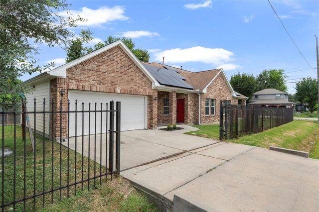 3001 Wayne Street, Houston, TX 77026