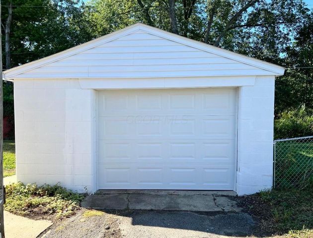 1903 E Beaumont Road, Columbus, OH 43224