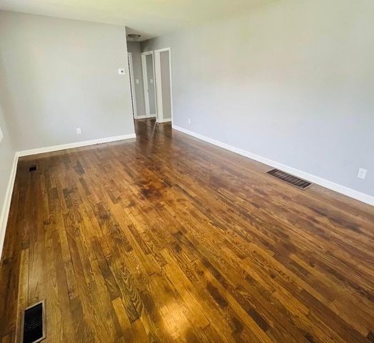 1903 E Beaumont Road, Columbus, OH 43224