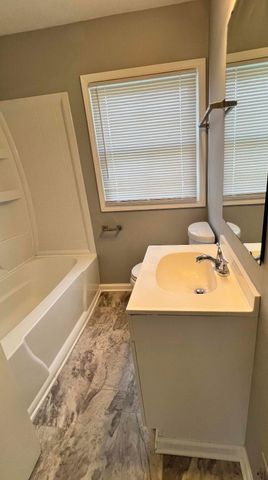 1903 E Beaumont Road, Columbus, OH 43224