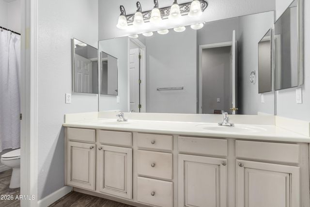 3931 E FOX Circle, Mesa, AZ 85205