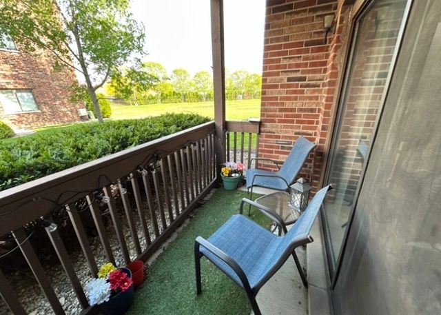 15801 Peggy Lane 1, Oak Forest, IL 60452
